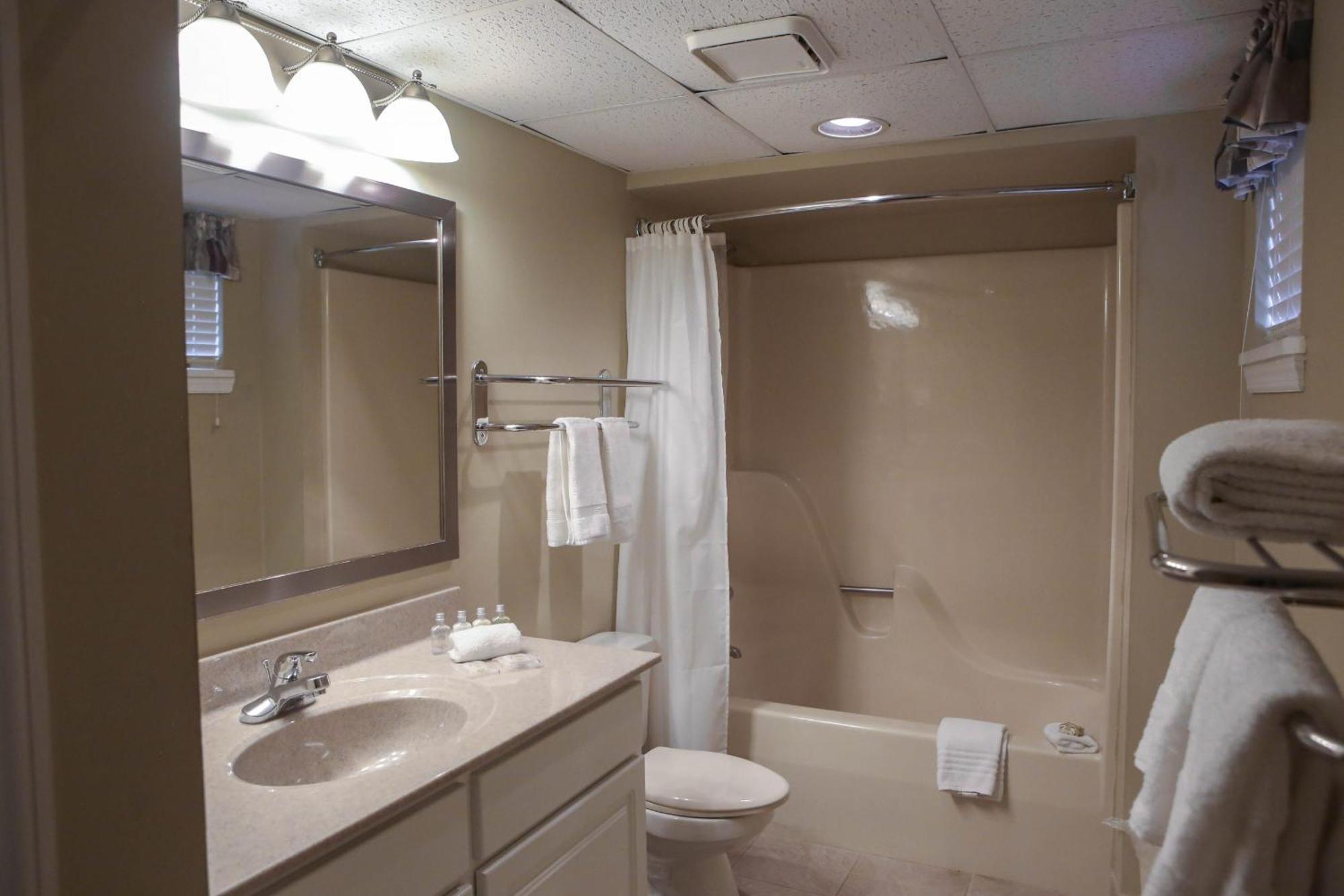 Silver Birches Resort Hawley Екстериор снимка